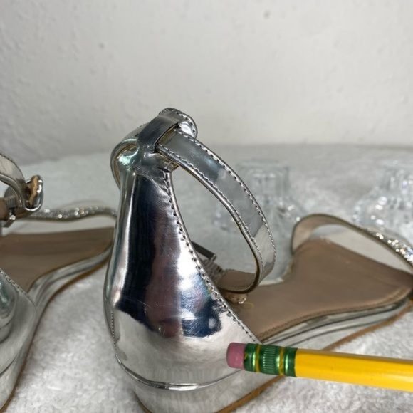 Aldo Silver Sandals with Rhinestone Strap - Picture 5 of 7